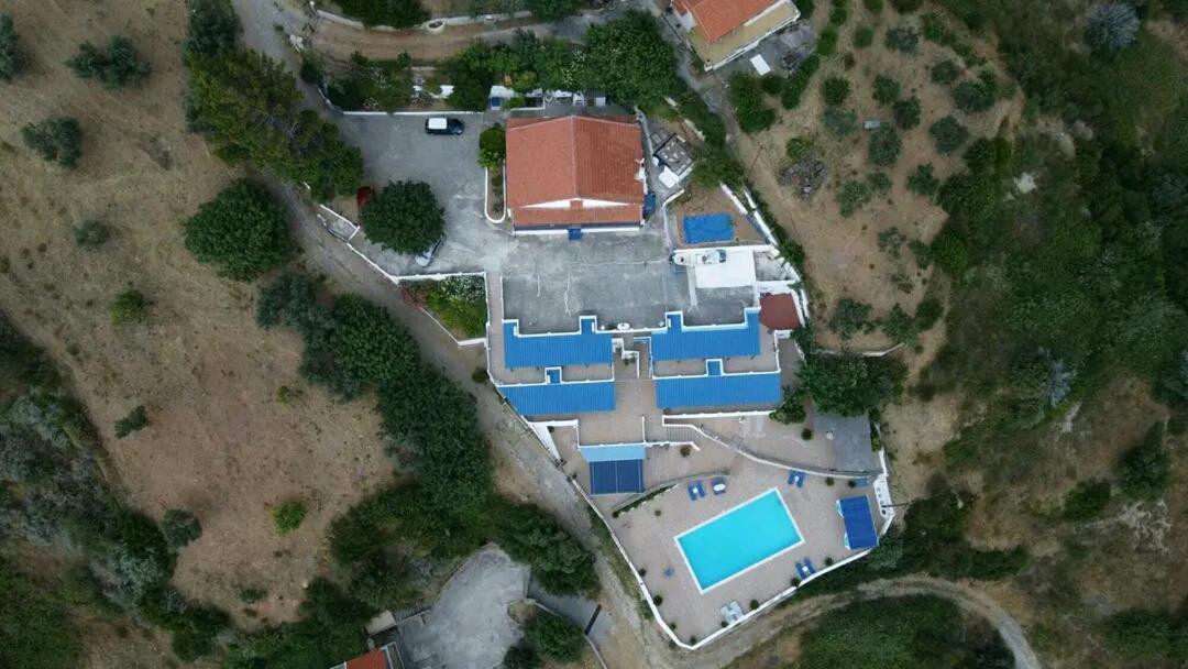 Studios Avra Akhladherí Екстериор снимка